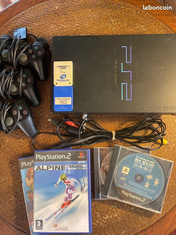 En el Paquete: Playstation 2 FAT metalizada - Modelo Silver (y por qué