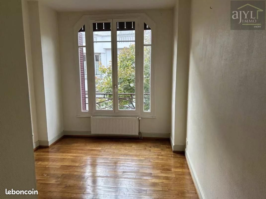 Appartement 3 pièces 74 m² · à Vichy · 74 m² · 135 000 €