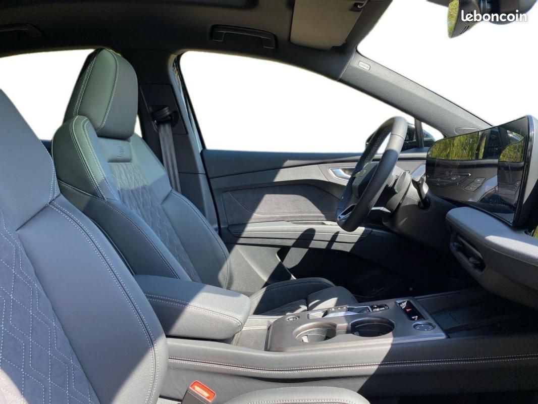 Audi e-tron Q4 SB PERFORMANCE 286 CH (image 19)