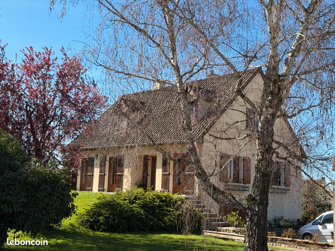 Maison 7 pièces 164 m² · à Laives · 164 m² · 349 000 €