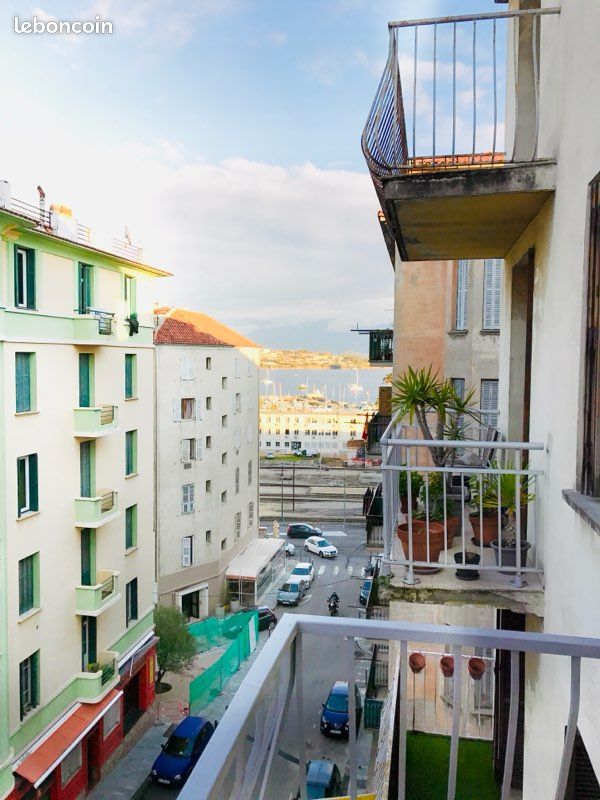 Appartement 3 pièces 65 m² · à Ajaccio · 65 m² · 930 €