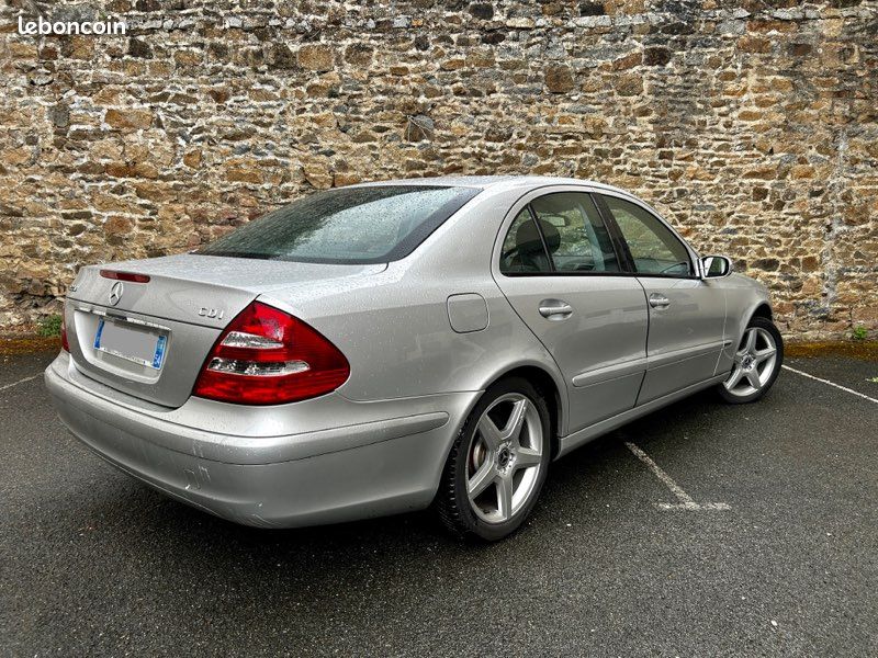 Mercedes Classe E220 CDI 150CV (image 2)