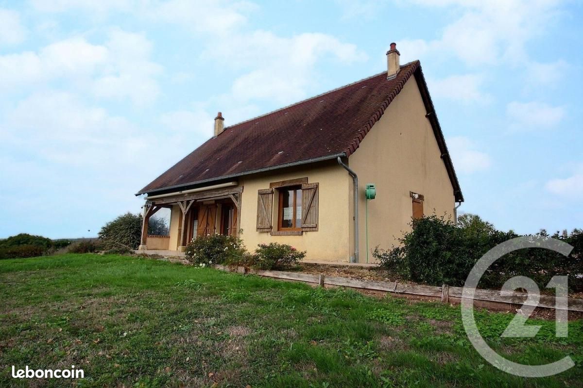 Maison 4 pièces 127 m² · à Fréteval · 127 m² · 156 000 €
