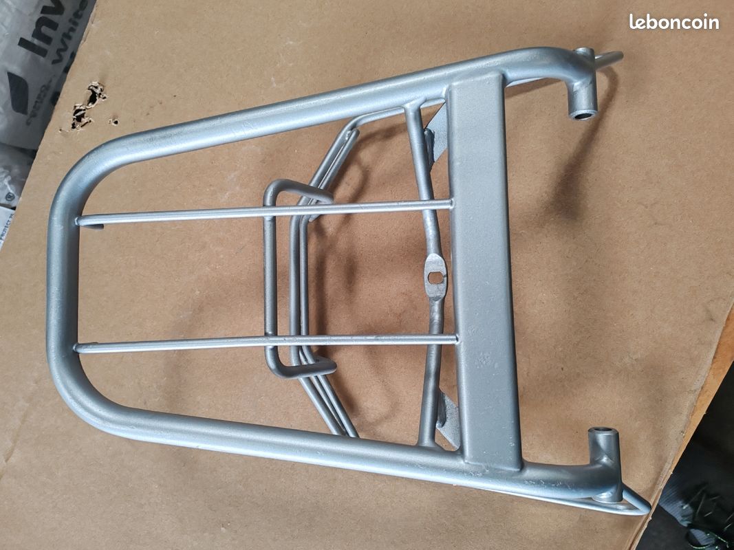 Grille arrière Booster 3VL - Équipement moto