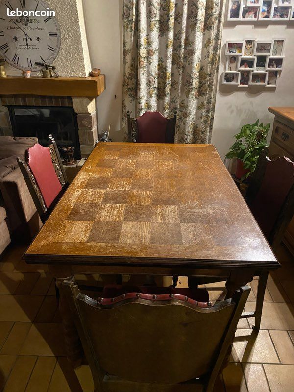 Table en bois + 6 chaises (image 2)