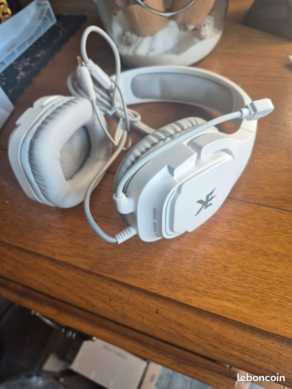 Casque gaming neuf (image 1)