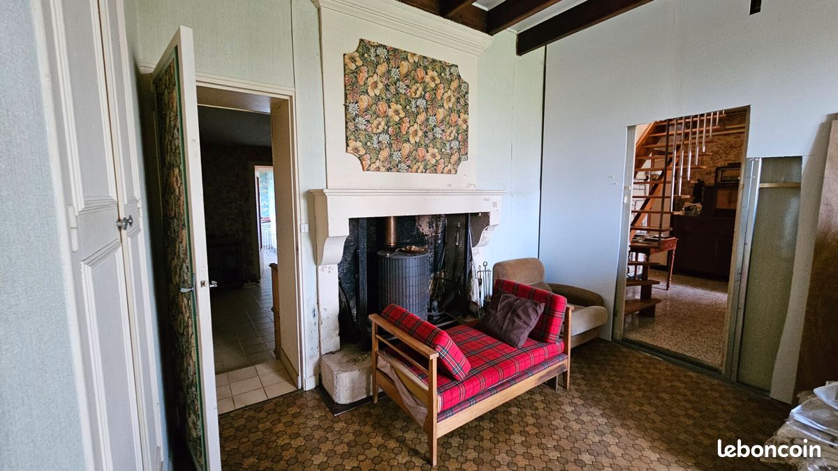 Maison 10 pièces 300 m² - Coulon 79510 (image principale 4)