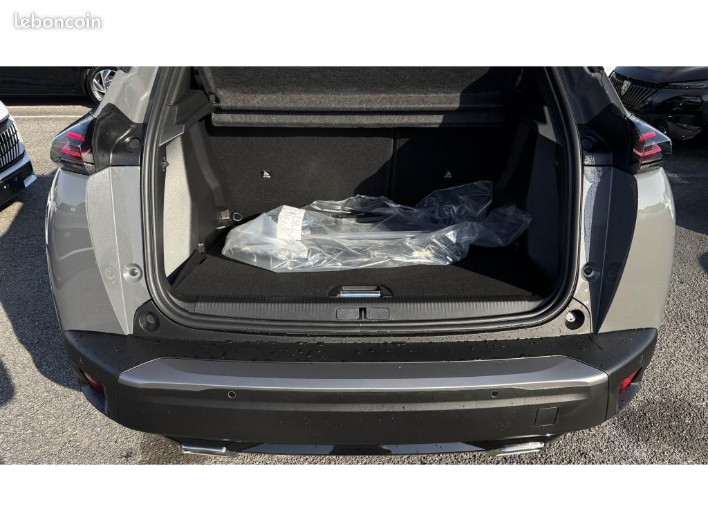 PEUGEOT 2008 1.2 Hybrid 145 DCS6 GT +PK DRIVE+CAMERA 360+NAVIGATION (image 24)