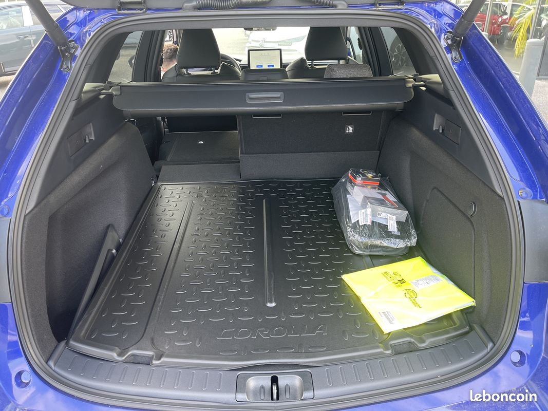 Toyota COROLLA TOURING SPT 2.0 178CH DESIGN MY26 (image 10)