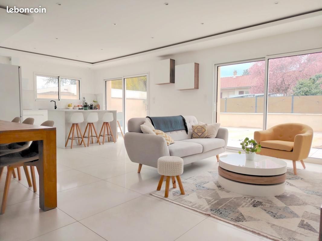 Maison 5 pièces 152 m² · à Agencourt · 152 m² · 375 000 €