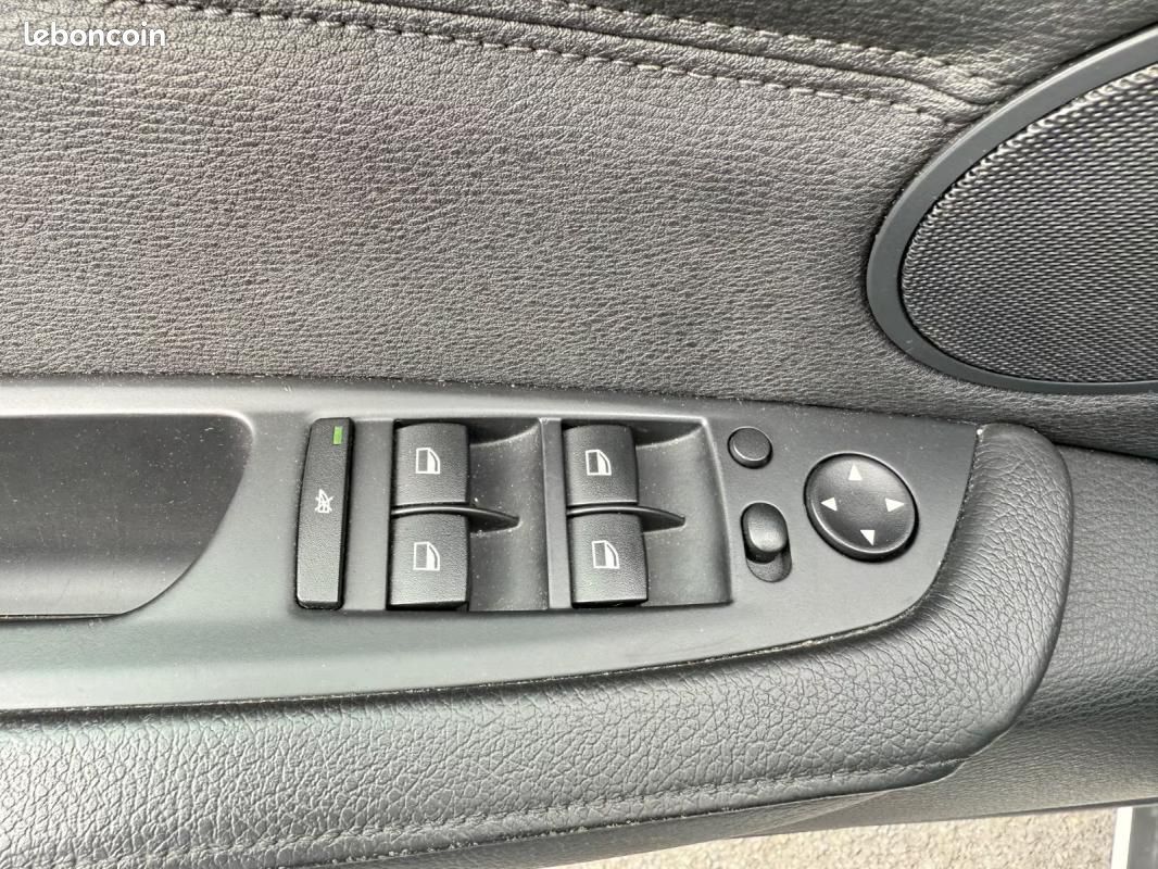 Bmw x5 m50d *leder*xenon*hud*navi* 381 ch 4x4 bva - hayon électrique pack sport volant en cuir (image 22)