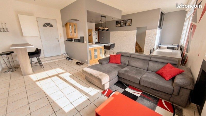 Appartement 2 pièces 65 m² · à Saint-Clair-de-la-Tour · 65 m² · 165 000 €