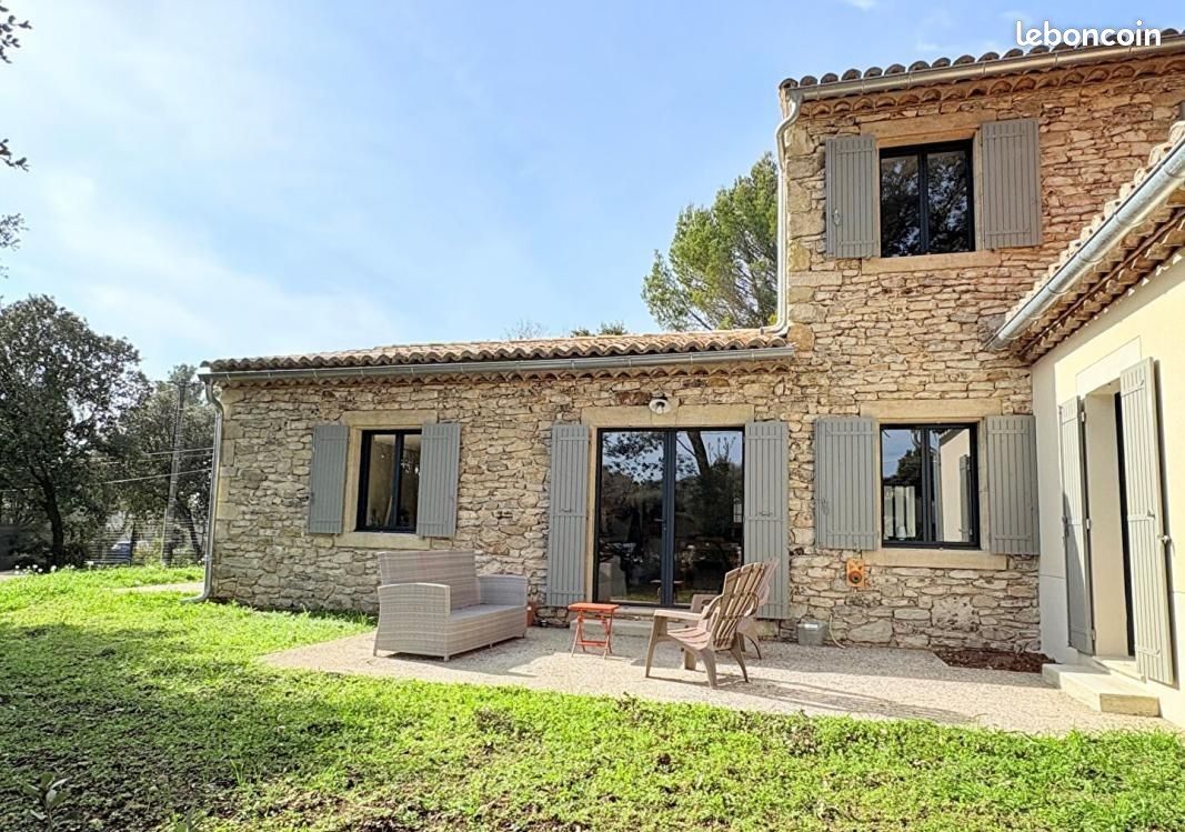 Maison 4 pièces 140 m² · à Grignan · 140 m² · 437 000 €