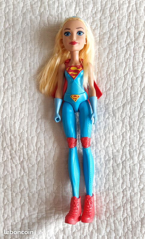 DC Super Hero Girls Supergirl poupée (kiwiivert) (image 1)