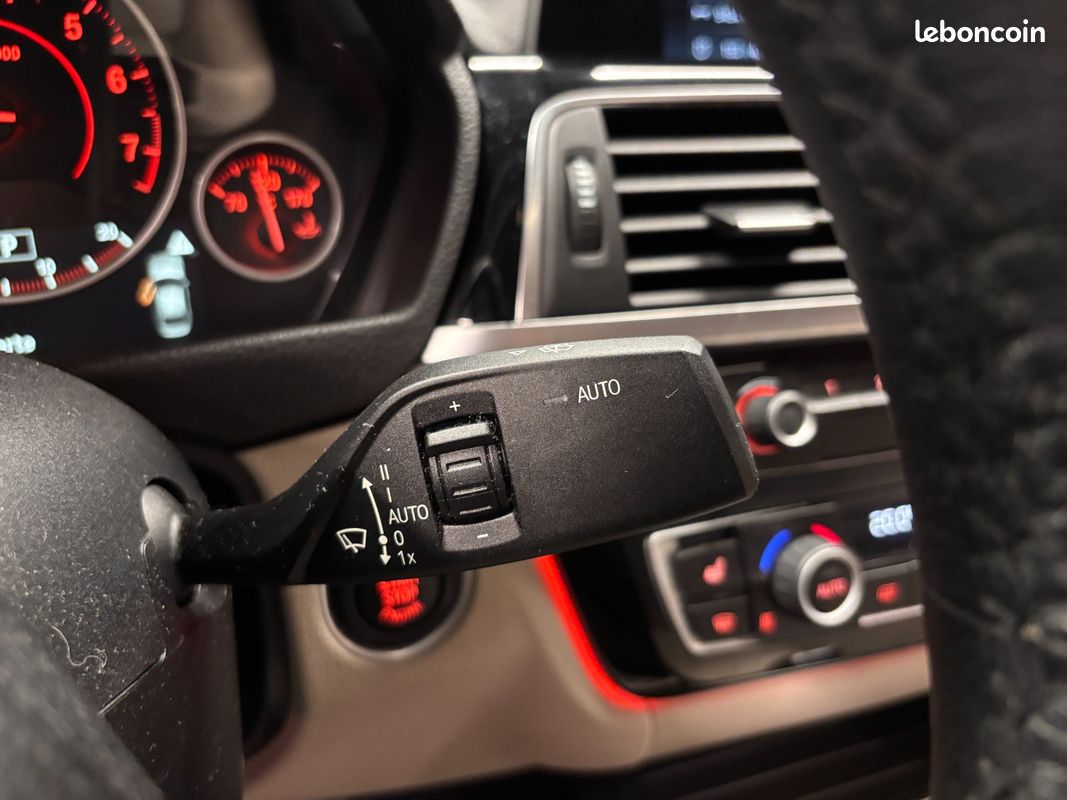 BMW SERIE 3 F30 LCI2 340i xDrive 326 ch BVA8 Sport Ultimate (image 21)