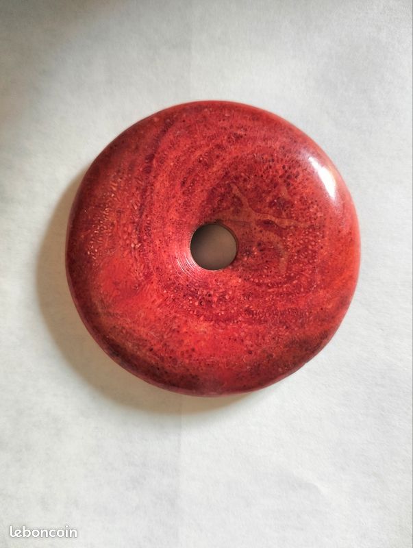 Pendentif donut pi chinois en Jaspe rouge (image 1)