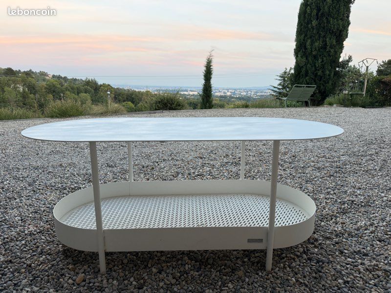 Tables basses Fermob (image 1)