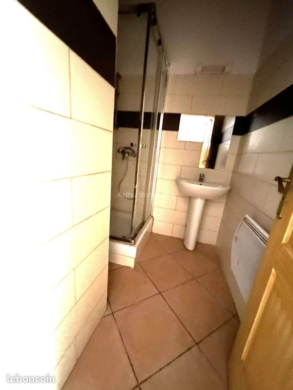 Appartement a louer - 3 pièce(s) - 45 m2 - Surfyn