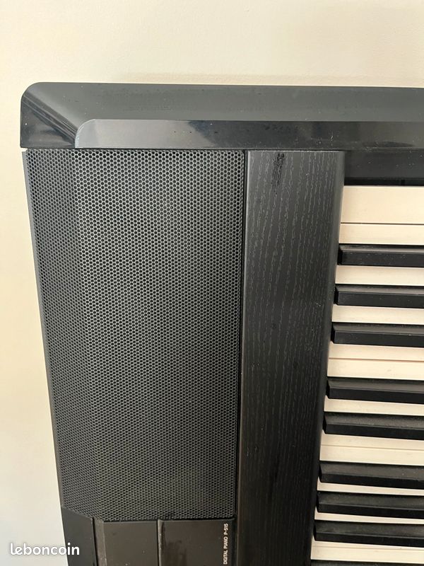 Piano Yamaha digital avec facture comme neuf presque pas utilisé (image 8)