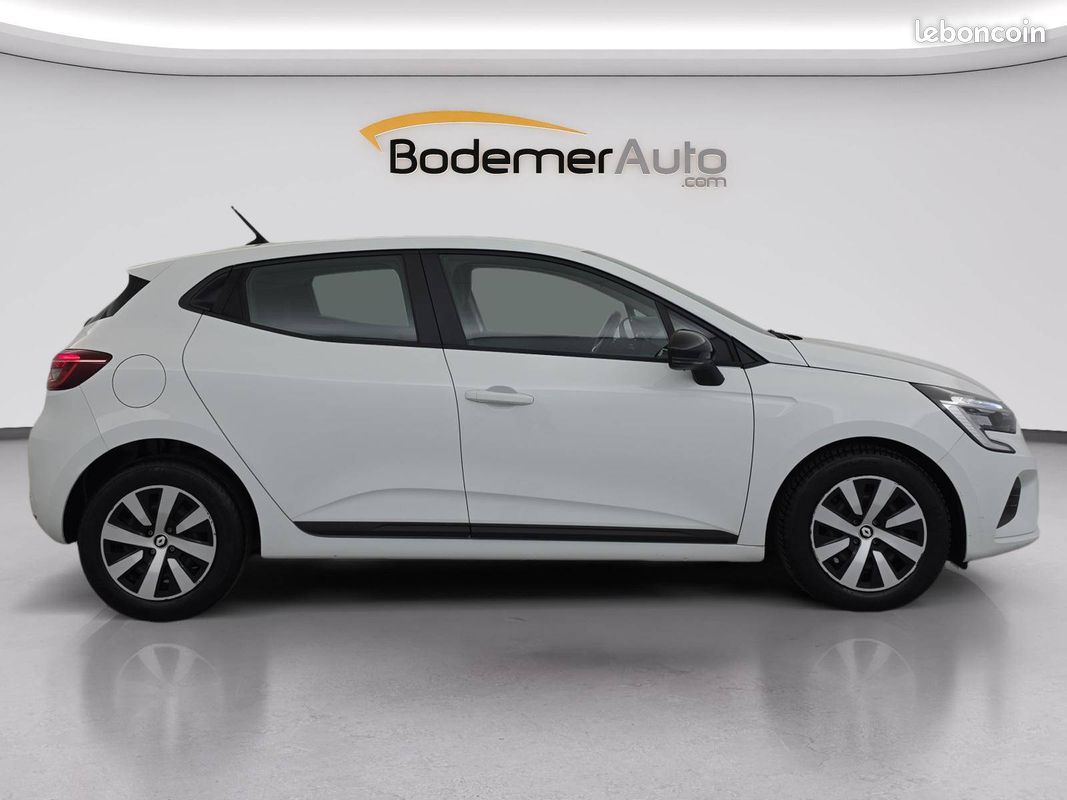 RENAULT Clio TCe 90 Equilibre (image 6)