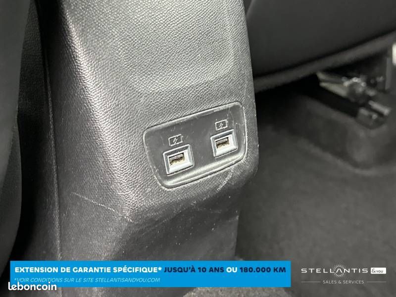 Peugeot 2008 PureTech 130 S&S EAT8 Allure Business (image 35)