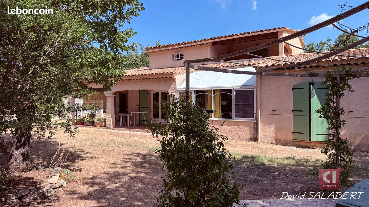 Maison 6 pièces 160 m² · à Néoules · 160 m² · 629 000 €