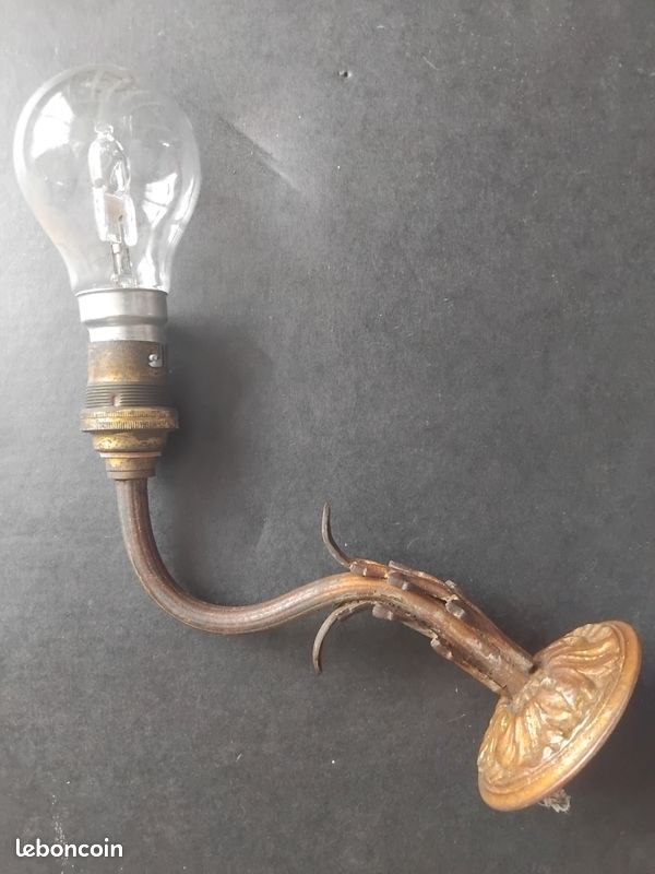 PAIRE ANCIENNE D'APPLIQUES candélabre en bronze doré vintage EUR 15,00