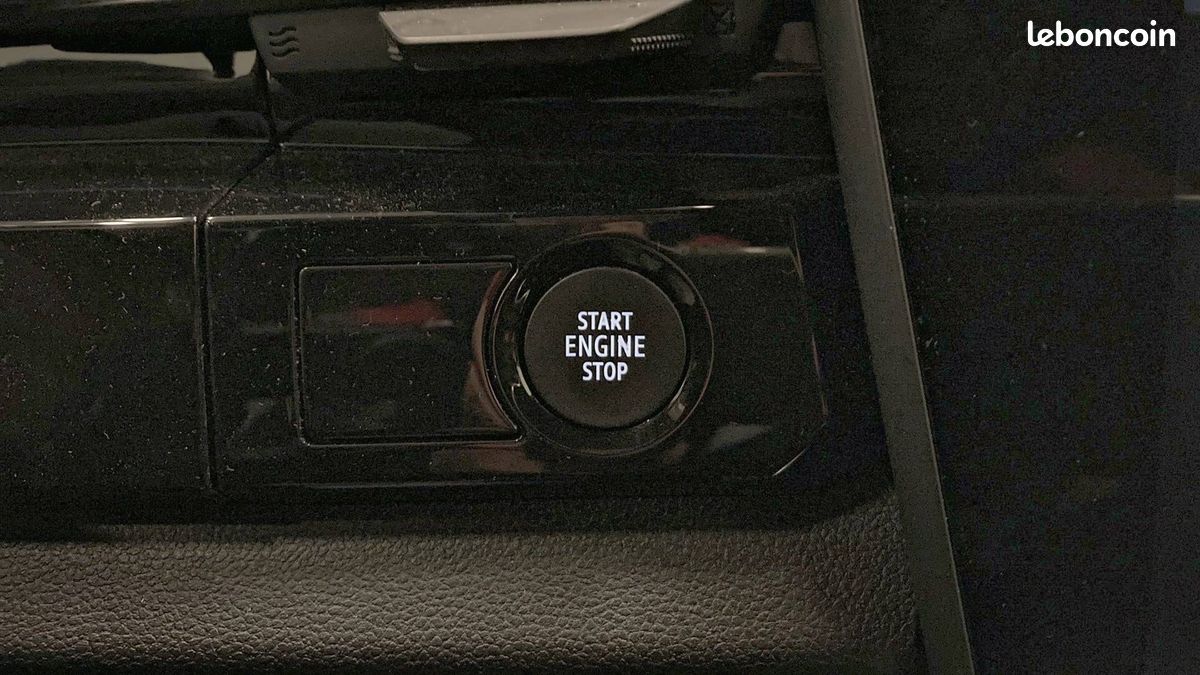 Renault austral e tech full hybrid 200 gsr2 techno (image 21)