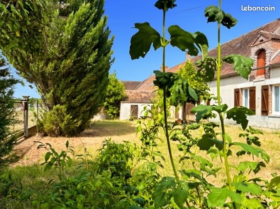 Maison 4 pièces 95 m² · à Chantecoq · 95 m² · 87 000 €