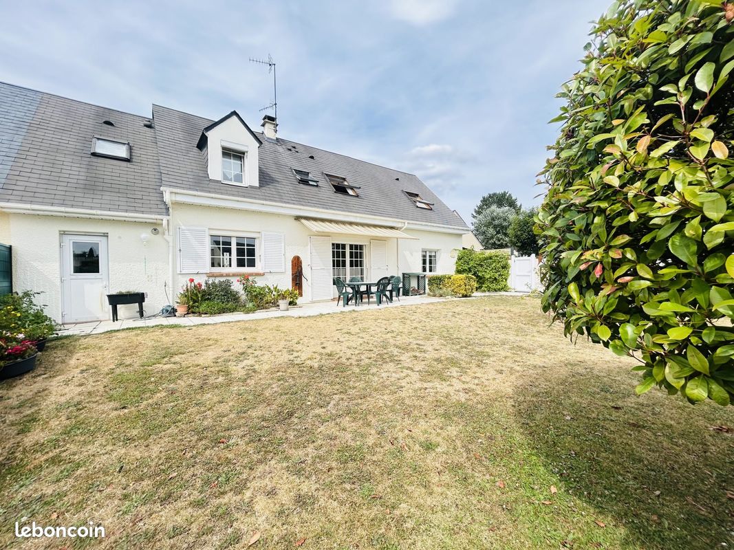 Maison 7 pièces 152 m² · à Choisy-au-Bac · 152 m² · 343 000 €