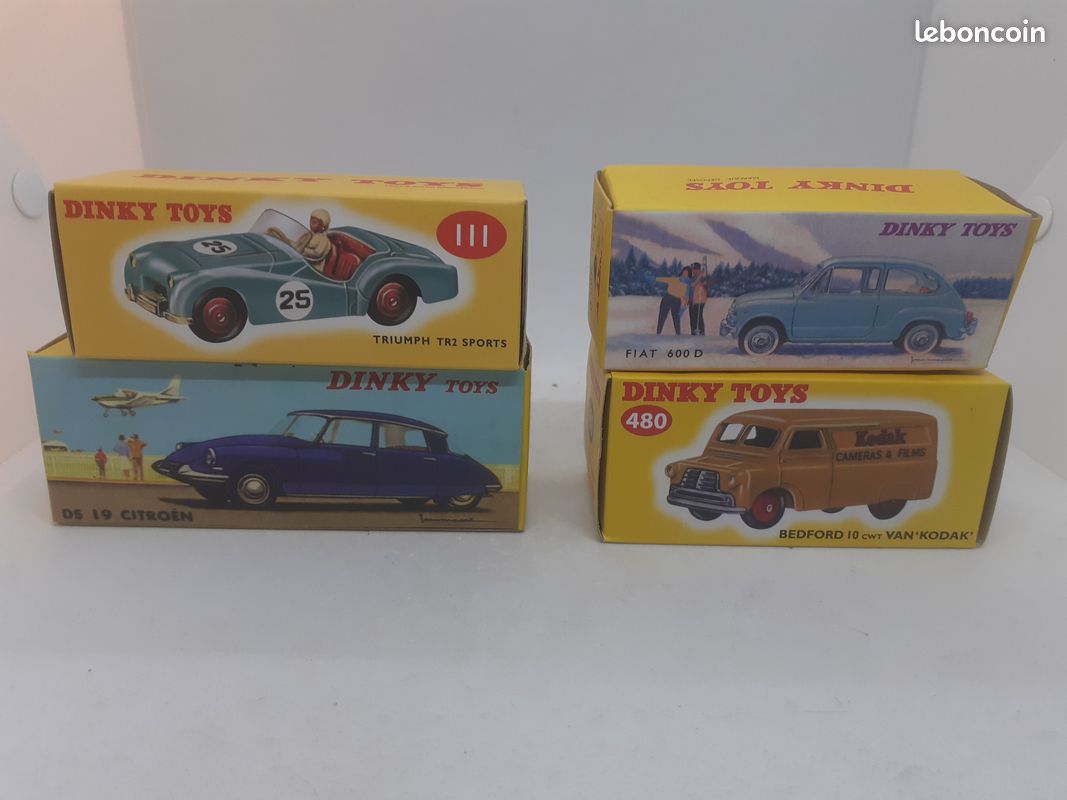 PANNEAUX SIGNALISATION DINKY TOYS REEDITION ATLAS ECH 1/43 NEUF SOUS