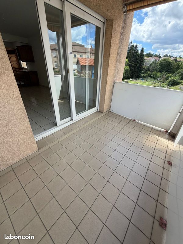 Appartement 3 pièces 66 m² · à Monistrol-sur-Loire · 66 m² · 550 €