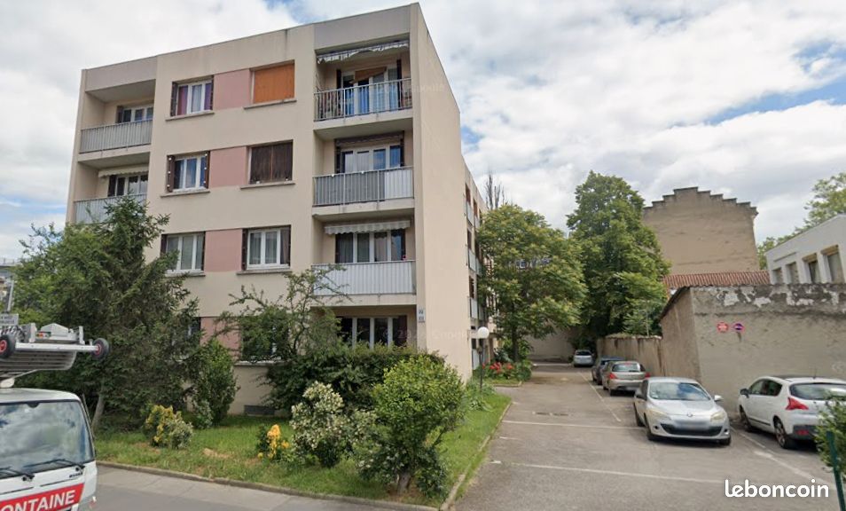 Appartement 2 pièces 43 m² · à Villeurbanne · 43 m² · 842 €