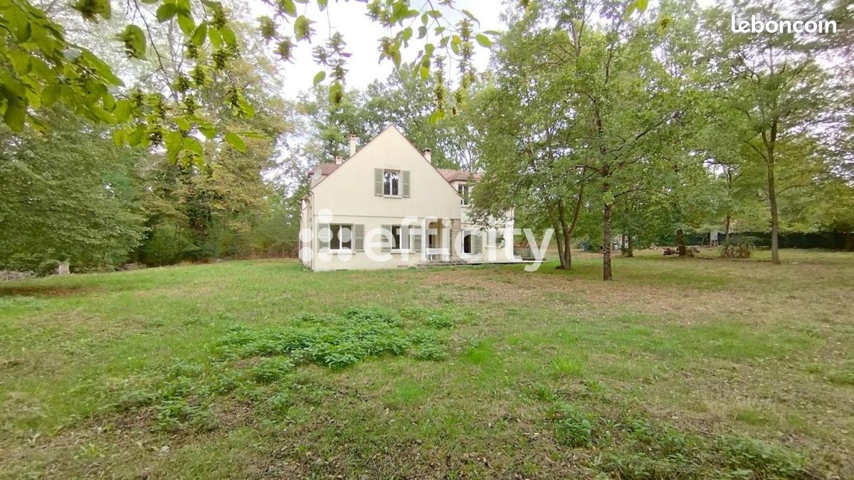 Maison 8 pièces 176 m² · à Rochefort-en-Yvelines · 176 m² · 925 000 €