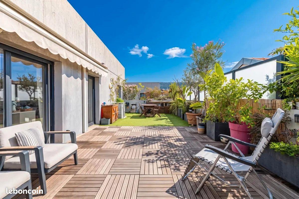 Appartement 4 pièces 80 m² · à Nice · 80 m² · 2 398 €/mois