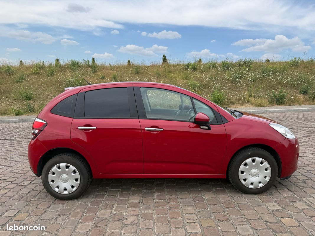 Citroen c3 citadine 1.6 hdi 80cv annee 2016 (image 1)