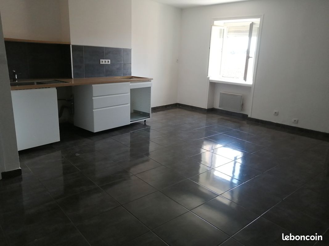 Appartement 2 pièces 60 m² · à Jonzieux · 60 m² · 400 €/mois