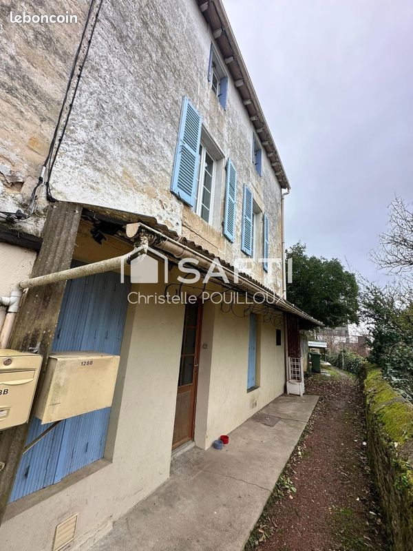 Maison 6 pièces 95 m² · à Niort · 95 m² · 130 000 €