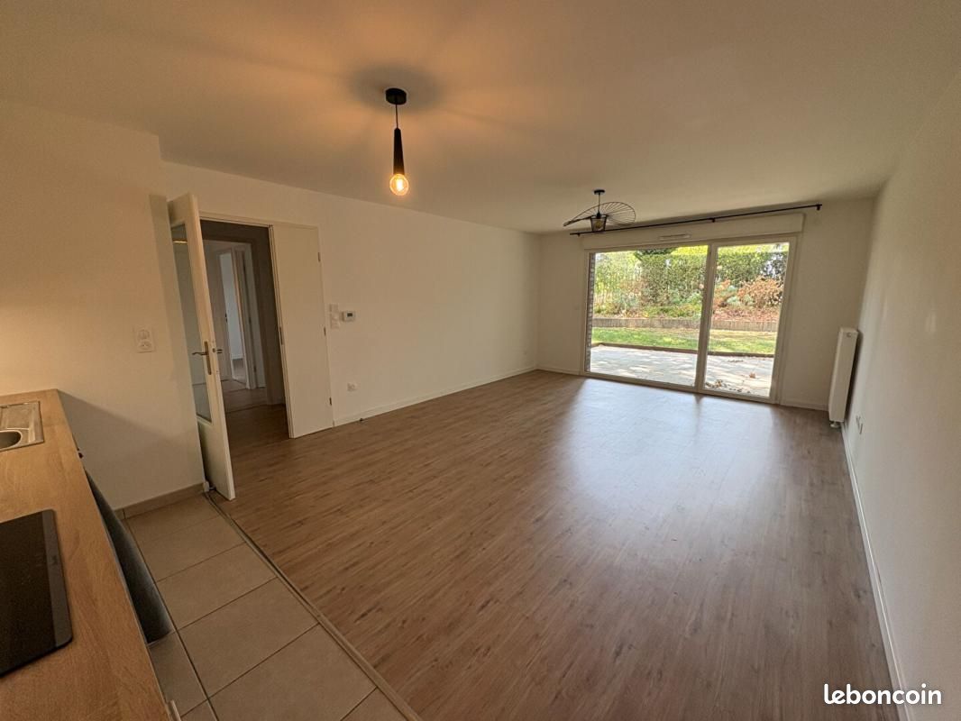 Appartement 3 pièces 65 m² · à Croix · 65 m² · 1 028 €