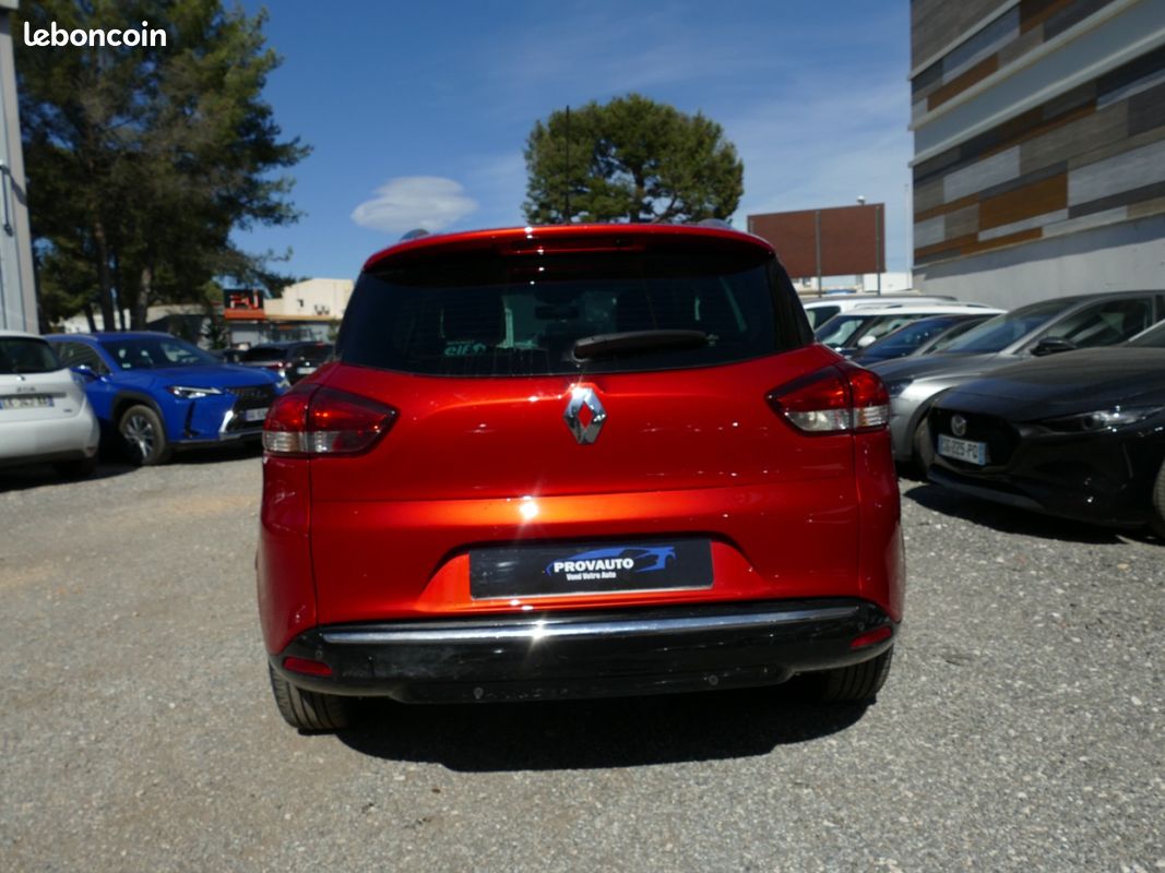 RENAULT CLIO IV ESTATE 1.2 TCE 120 Ch LIMITED EDC 35990KM (image 5)