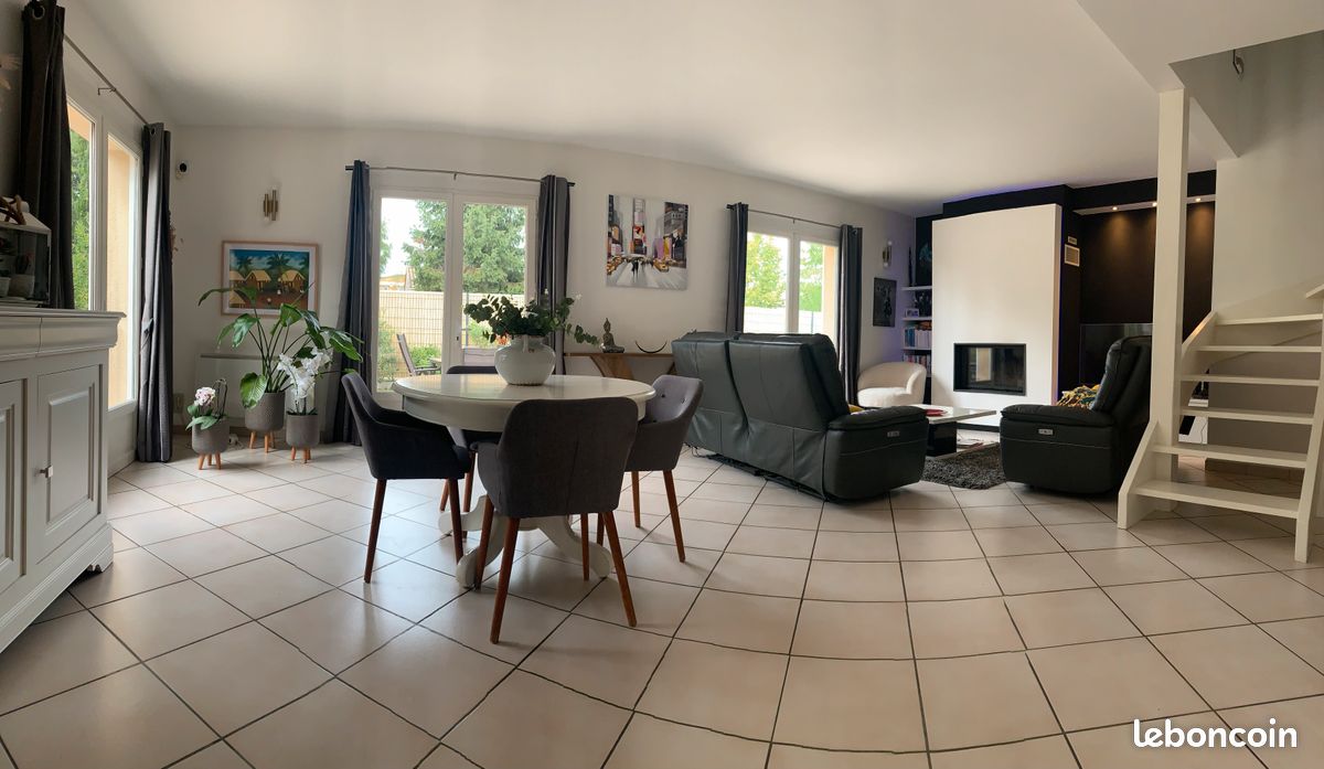 Maison 6 pièces 135 m² · à Artigues-près-Bordeaux · 135 m² · 395 000 €