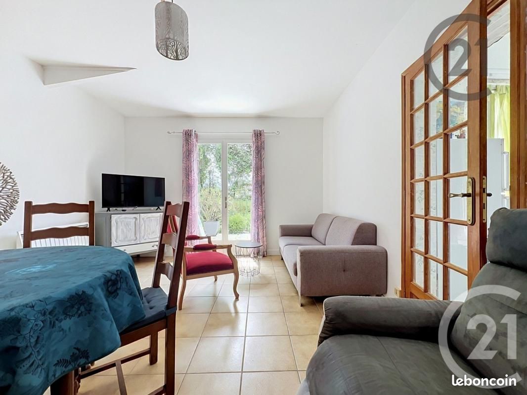 Maison 3 pièces 86 m² · à Saint-Fergeux · 86 m² · 110 000 €