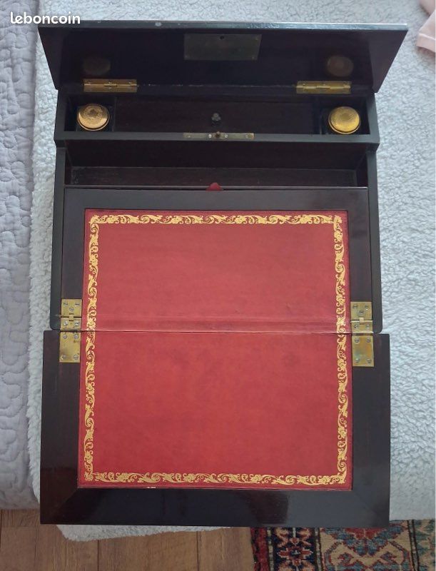 Écritoire ancien en loupe d’orme, cuir et nacre (image 2)