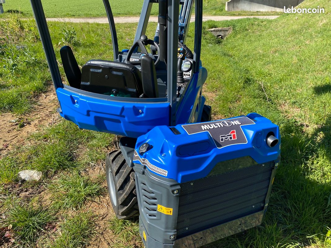 Valet de ferme Télescopique MULTIONE 5.3K Moteur Kubota Occasion (image 5)