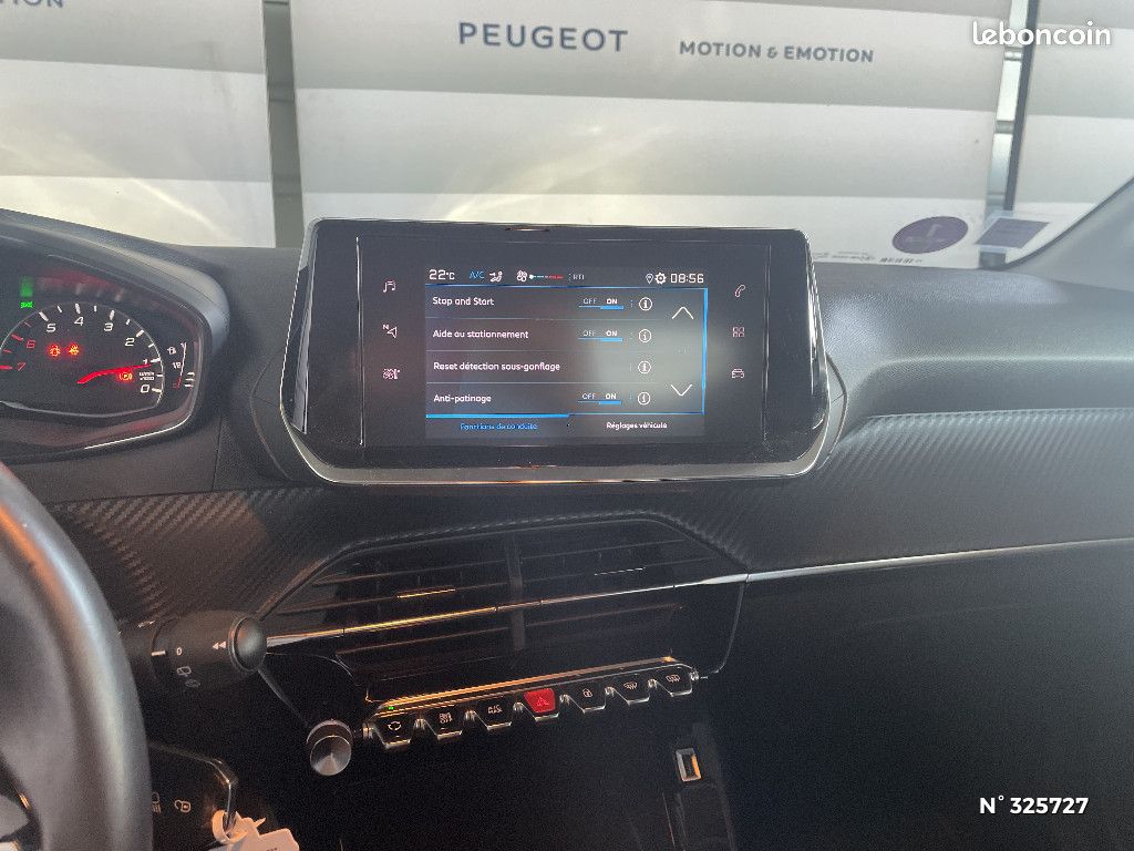Peugeot 208 PURETECH 100 S&S BVM6 STYLE (image 13)