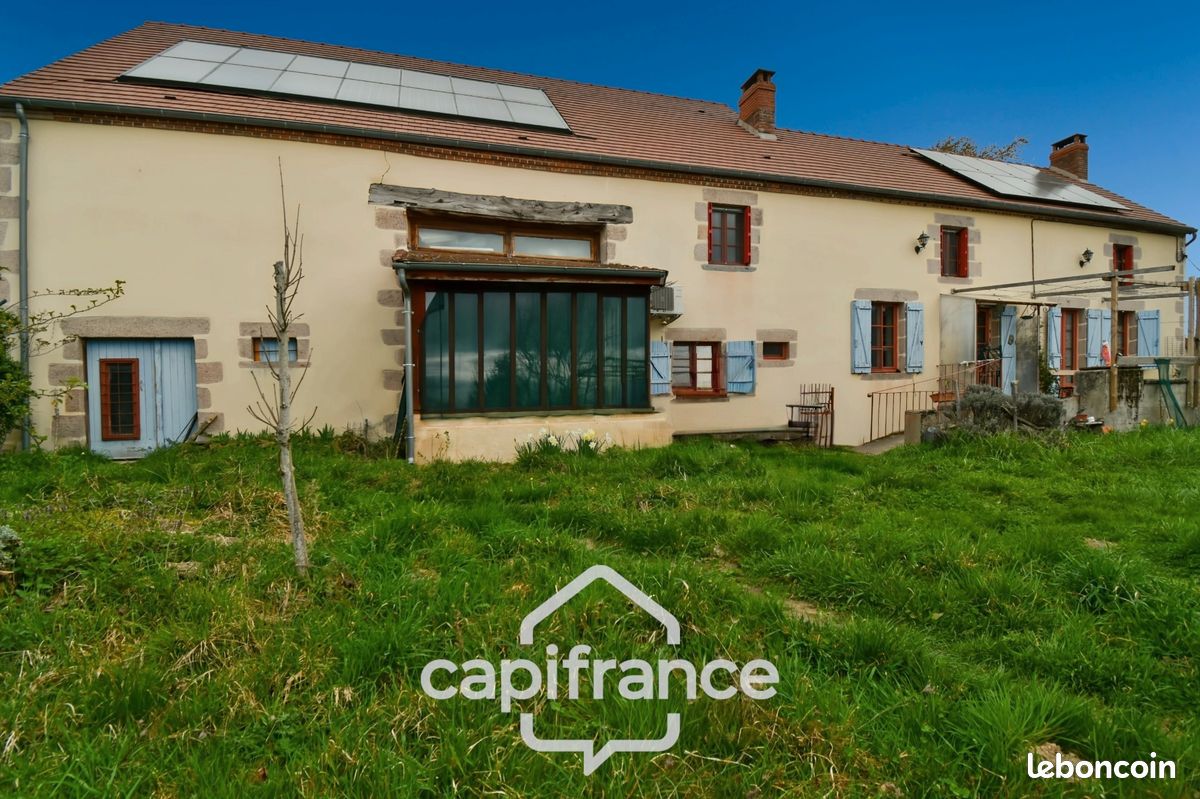 Maison 6 pièces 160 m² · à Saint-Sauvier · 160 m² · 213 000 €