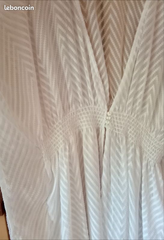 VENDU...Robe tunique de plage LOLA Paris ( ou déshabillé) comme Neuve de 38 à 42 (image 8)