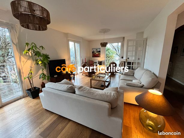 Maison 9 pièces 161 m²