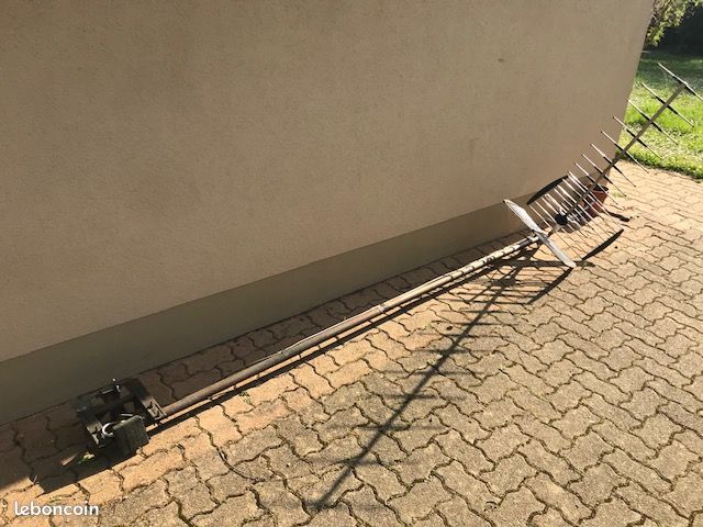 Antenne TV râteau + support (image 2)