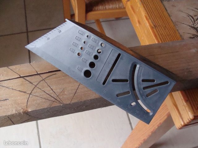 Equerre (image 1)